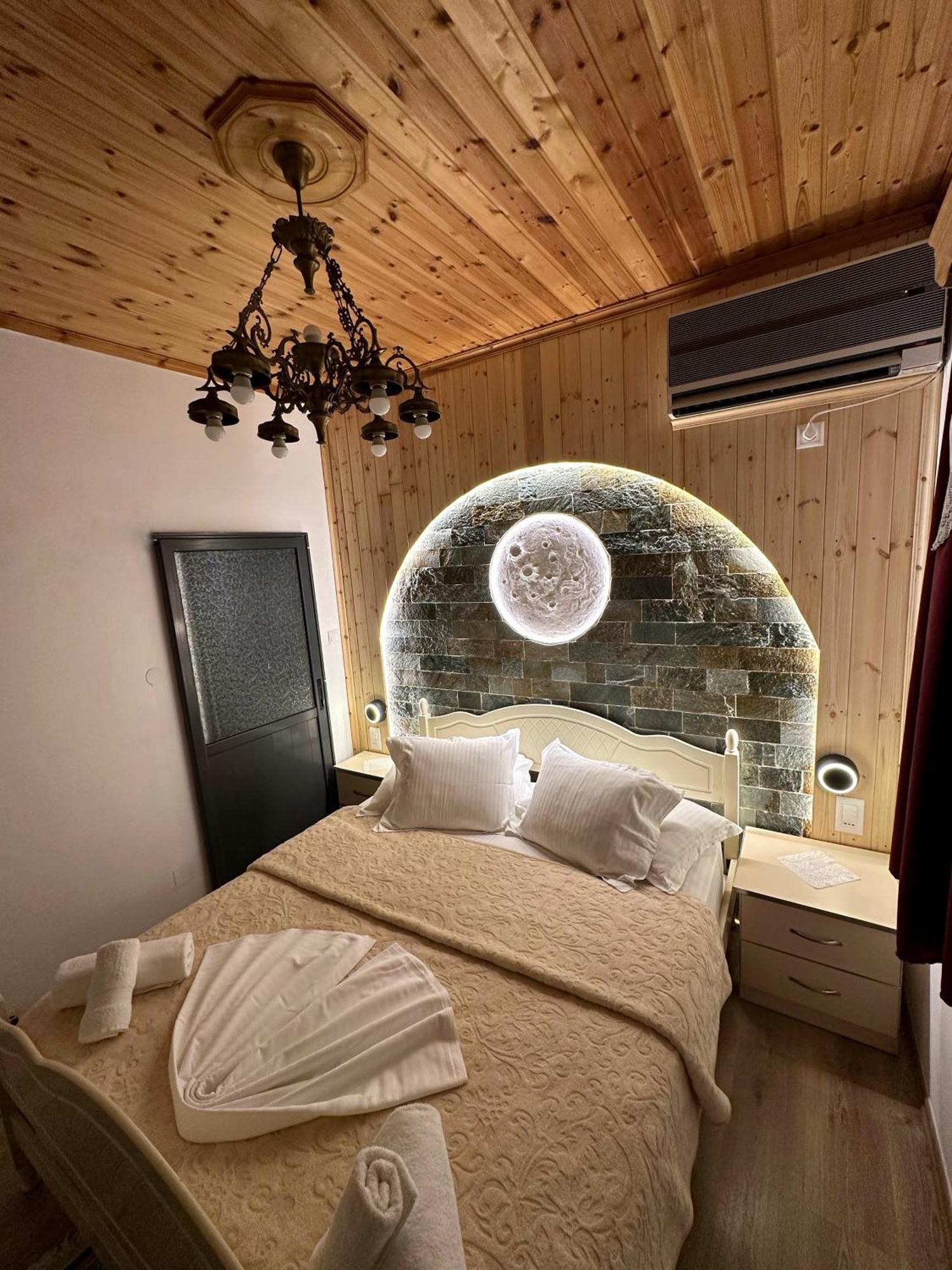 "Mani Guest House" Gjirokastër Eksteriør bilde